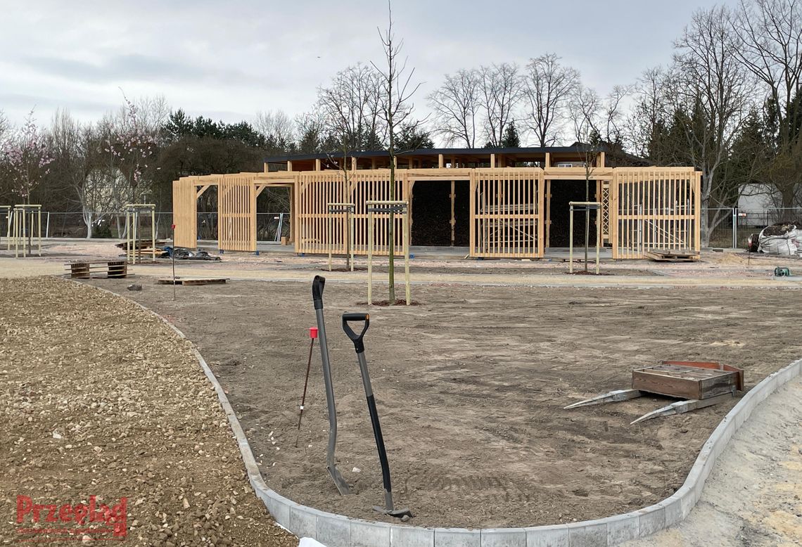 Nowa część parku w Piasecznie rośnie w oczach