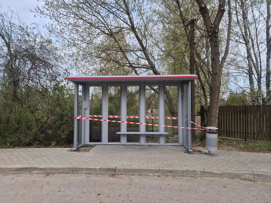 Nowa wiata na pętli w Bobrowcu