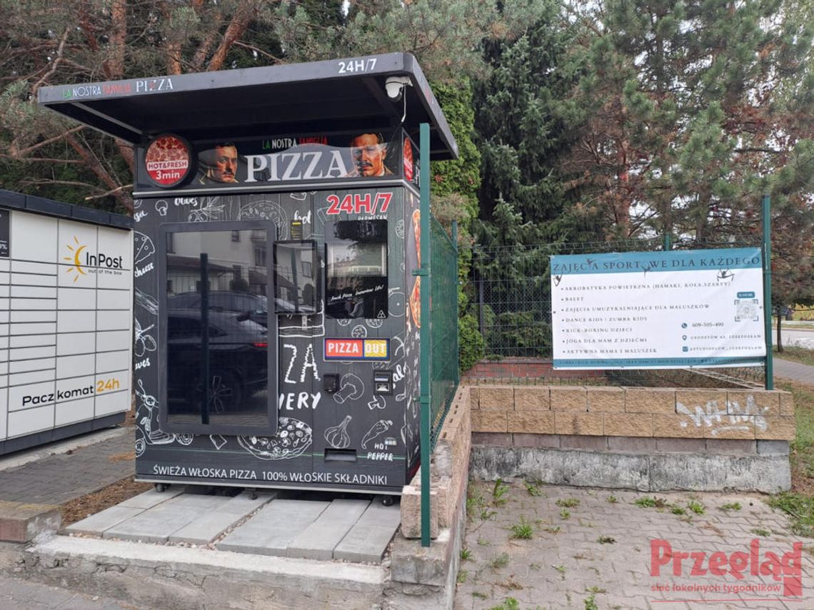 Nowe automaty na pizzę w Józefosławiu już stoją
