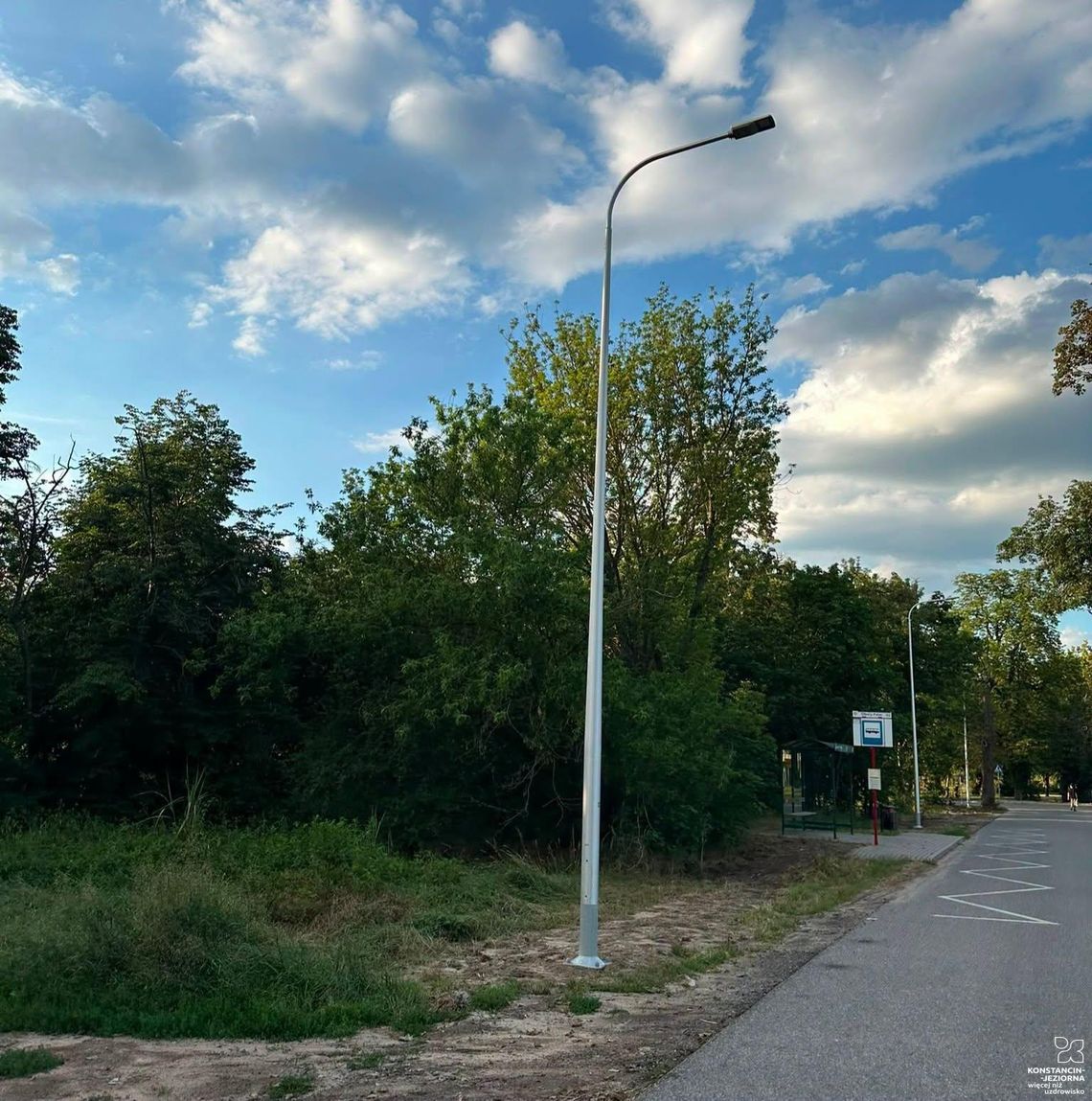 Nowe latarnie w Parceli. Gmina inwestuje w oświetlenie uliczne
