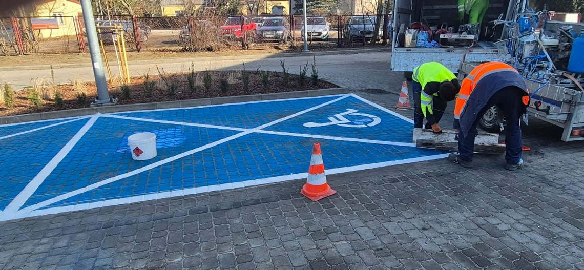 Nowe miejsca parkingowe dla osób z niepełnosprawnościami Nowe miejsca parkingowe dla osób z niepełnosprawnościami