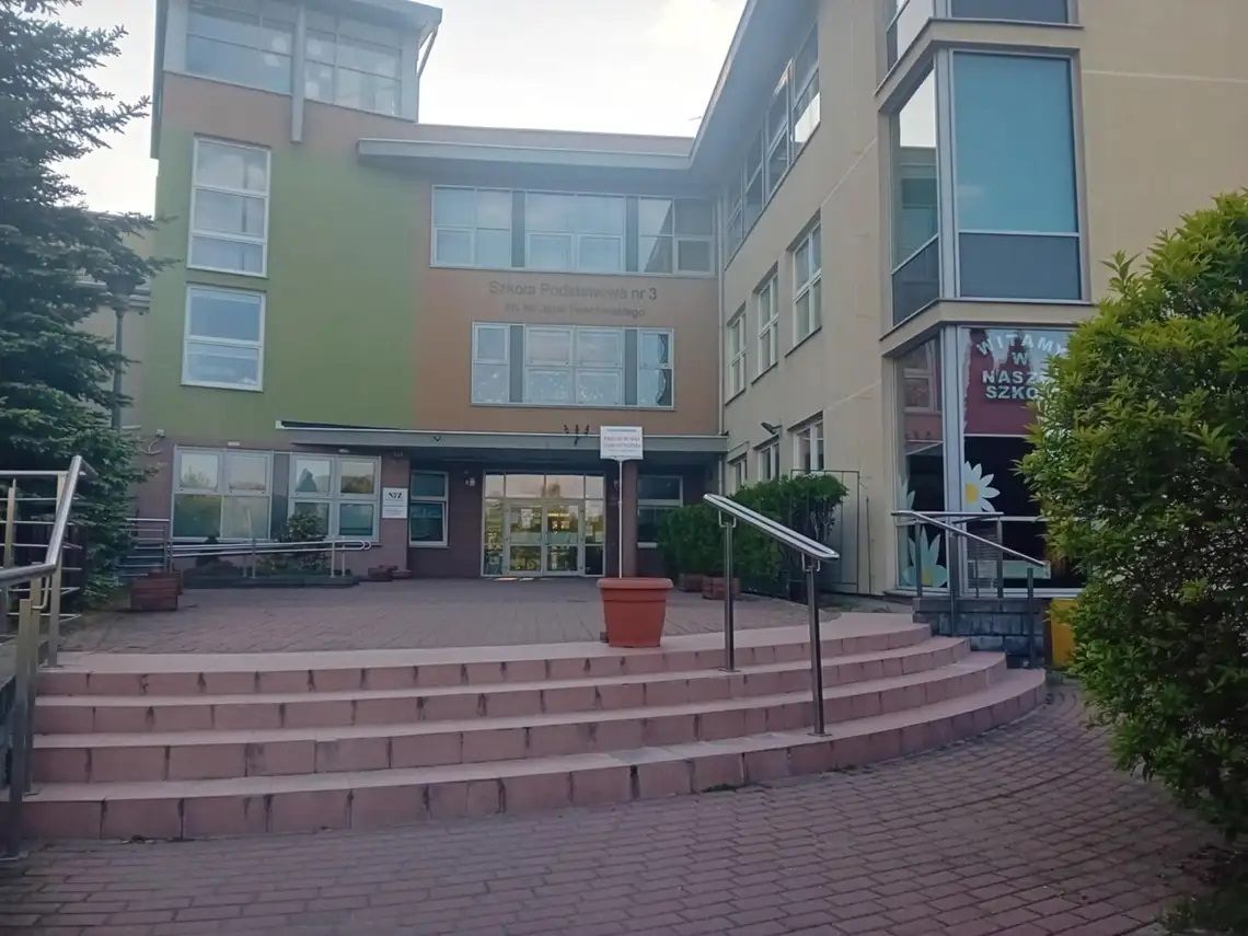 Nowy punkt Poradni Psychologiczno-Pedagogicznej w Konstancinie-Jeziornie – prace idą pełną parą
