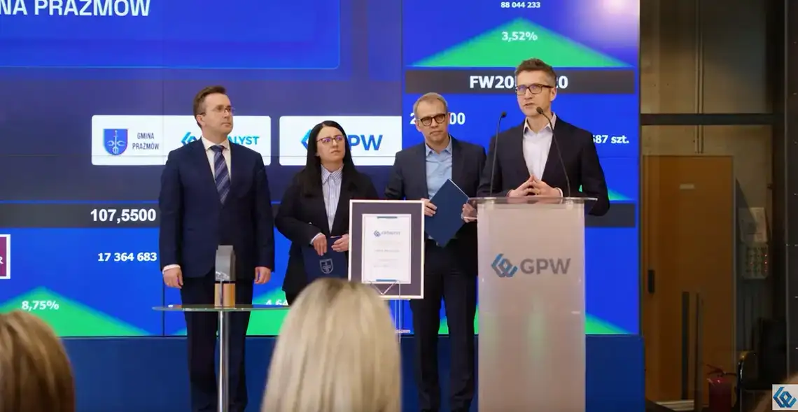 Obligacje Prażmowa na giełdzie już niemal rok