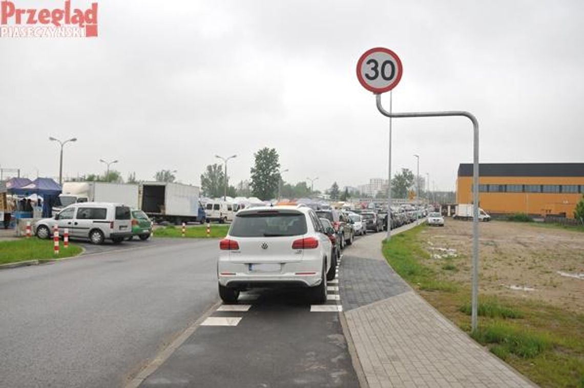 Parking na ścieżce