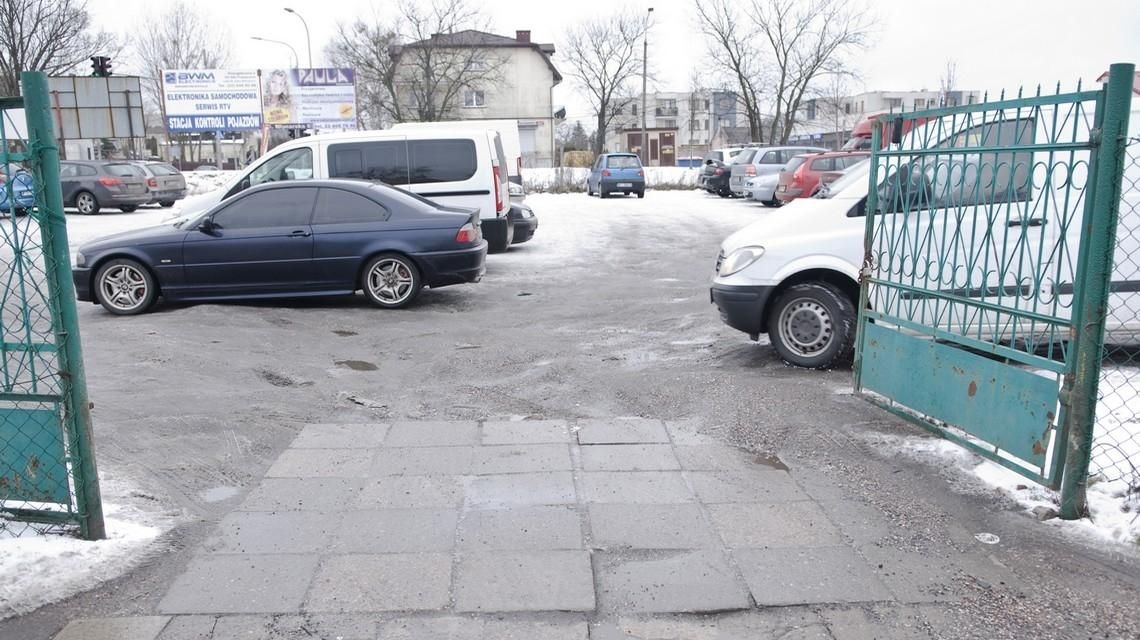 Parking z przeszkodami