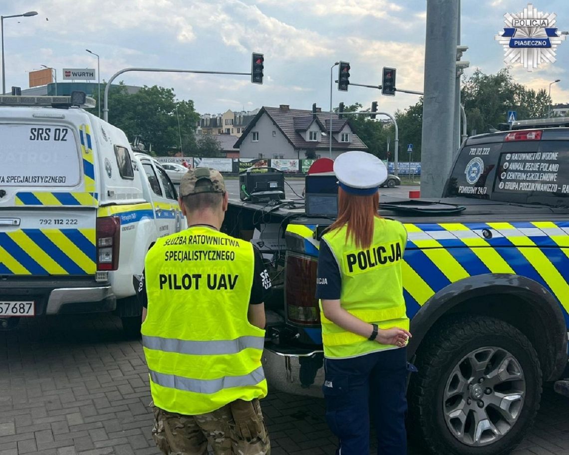 Piaseczno. Mandaty na przejściach dla pieszych. Dron w akcji.