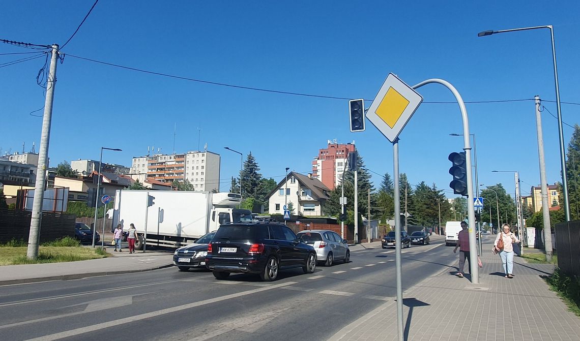 Piaseczno. Nie działa sygnalizacja świetlna na jednej z głównych ulic