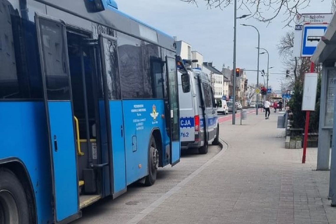 Piaseczno. Niebezpieczna jazda autobusu