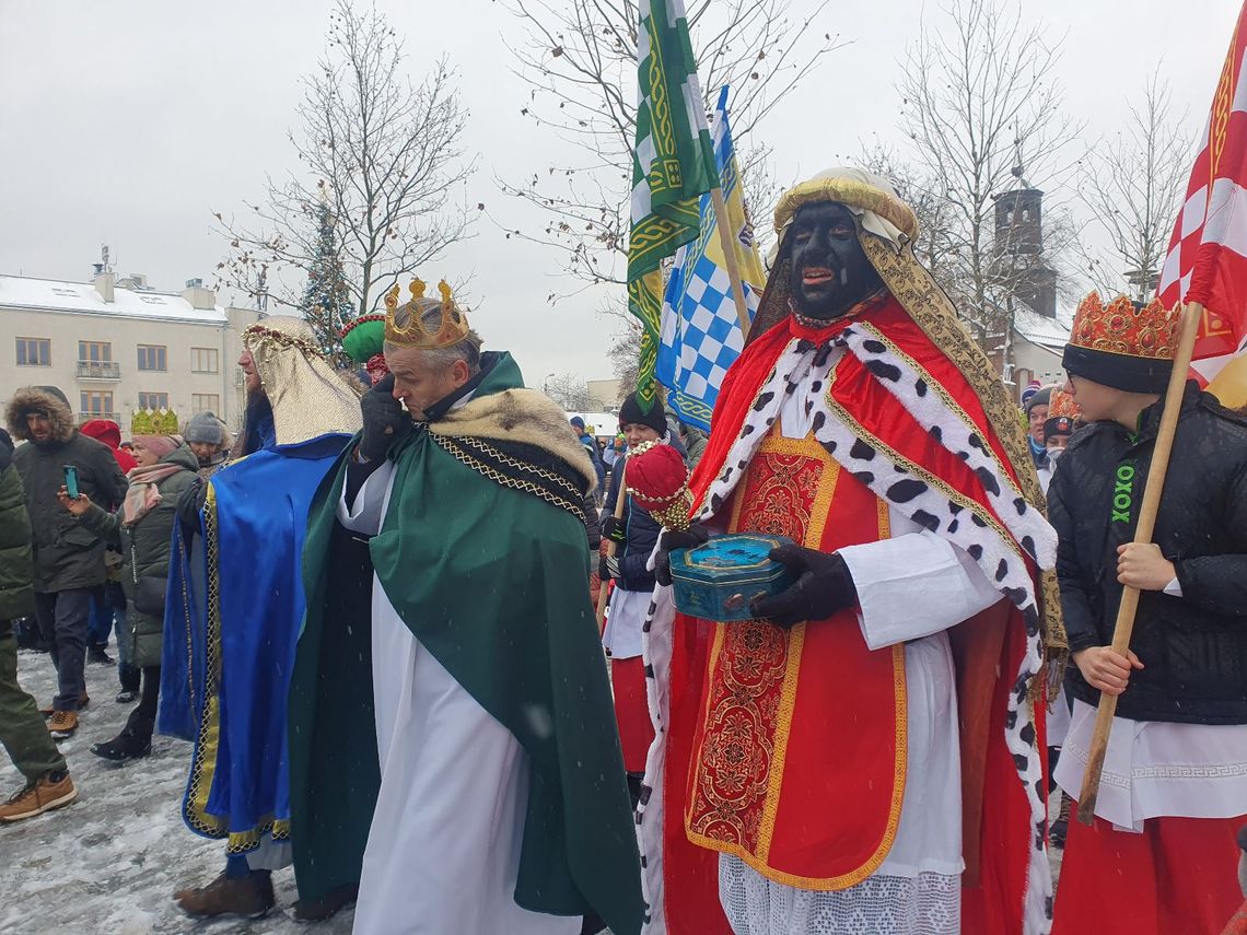 Piaseczno. Orszak Trzech Króli przeszedł ulicami miasta (FOTO)