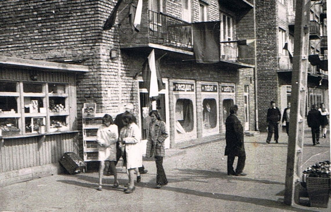 Blok przy ul. Kościuszki 18 w roku 1973