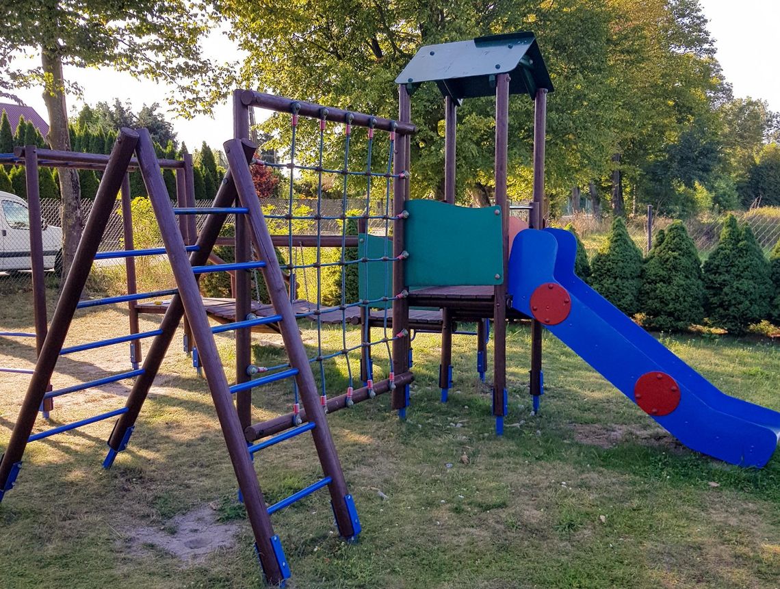 Plac zabaw w Pęcherach zamknięty – nowy obiekt w planach