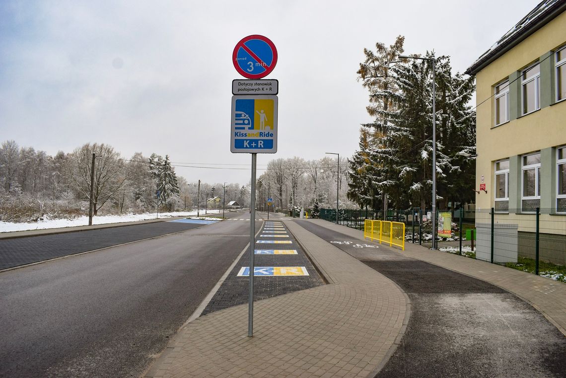 Pocałuj i jedź! Czy ta strefa ułatwi życie rodzicom i uczniom?