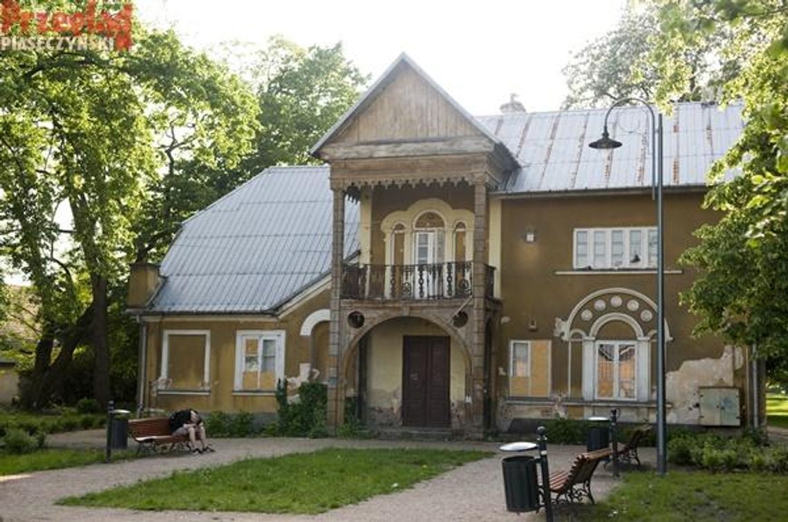 Poza okiem kamery