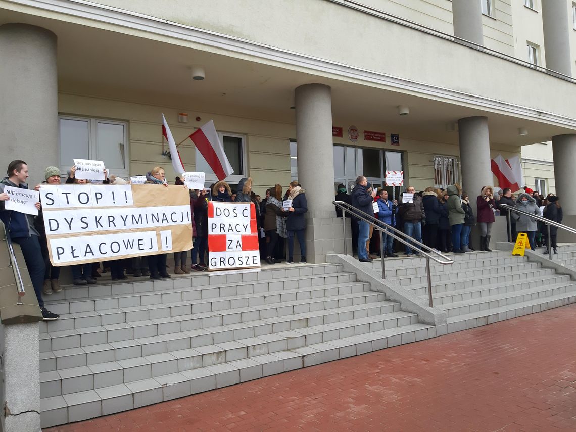 "Protest sąd"