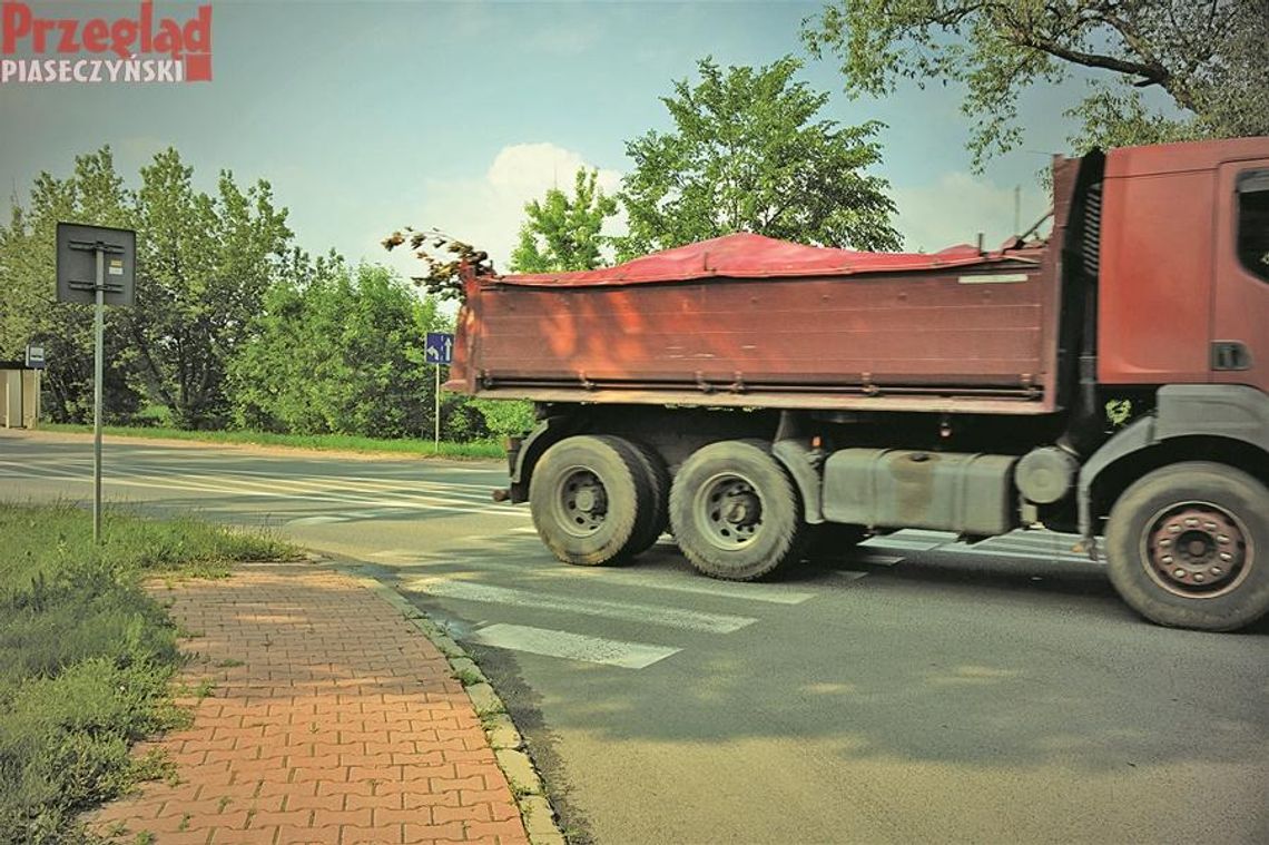 Przejścia dla pieszych w Górze Kalwarii są niebezpieczne