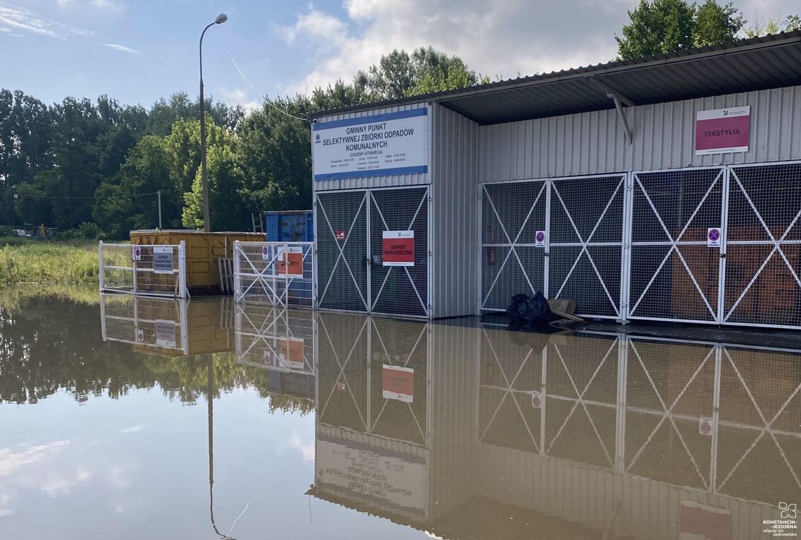 PSZOK pod wodą. W Konstancinie są problemy z oddaniem odpadów