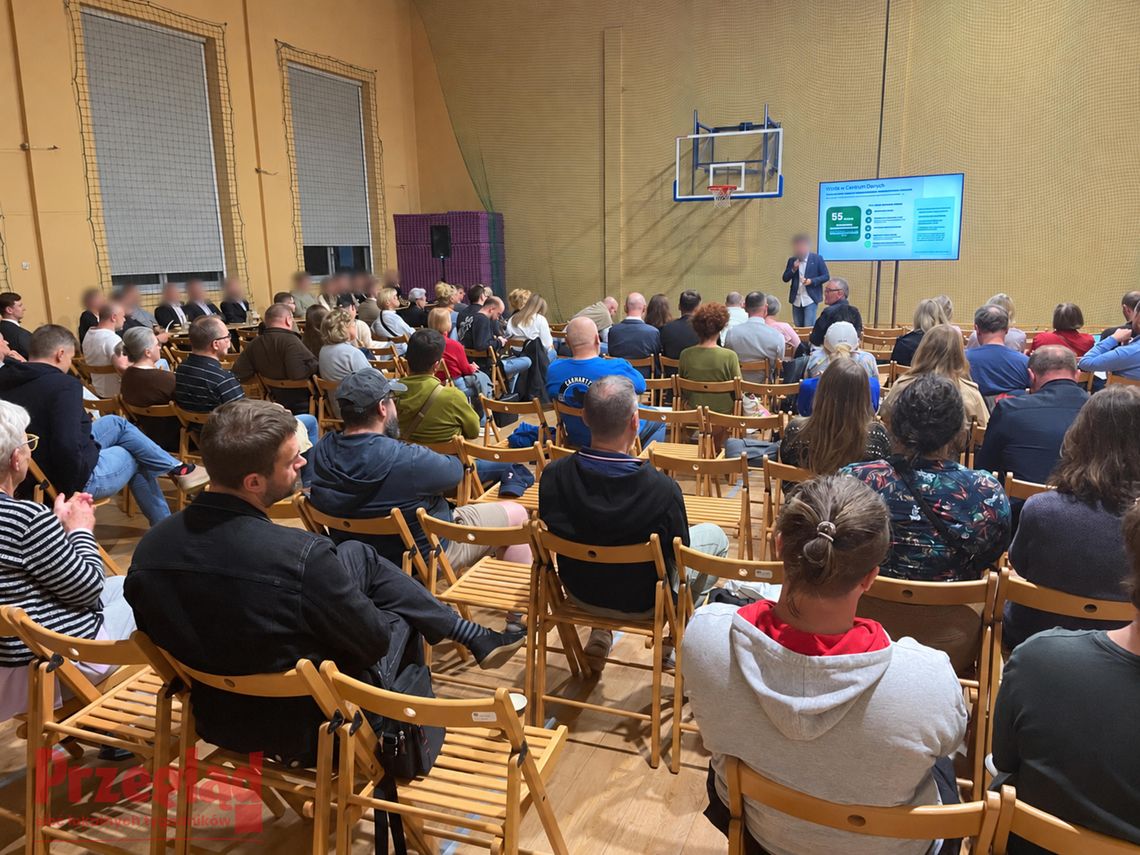 Pytania mieszkańców do inwestora. Burzliwe spotkanie wokół centrum danych