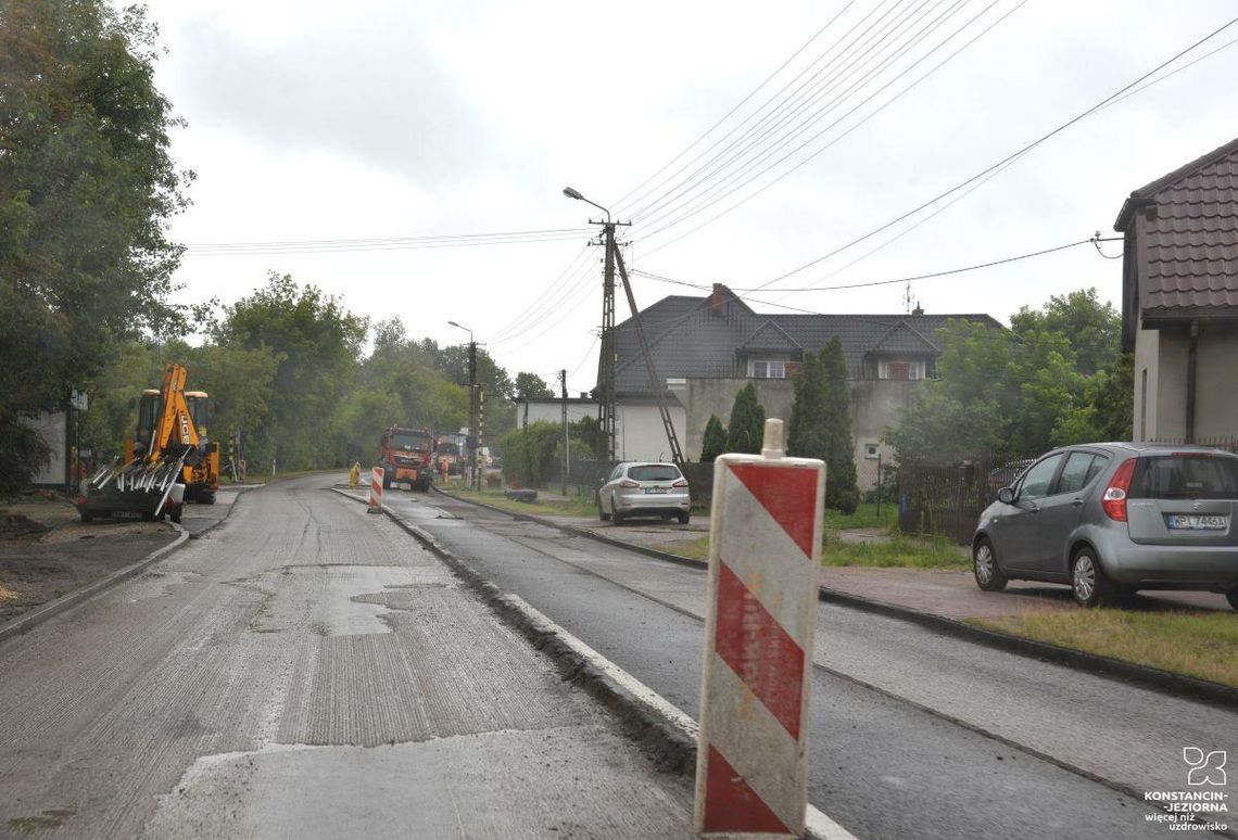 Remont na DW724. Kierowcy i pasażerowie muszą uzbroić się w cierpliwość Remont na DW724. Kierowcy i pasażerowie muszą uzbroić się w cierpliwość