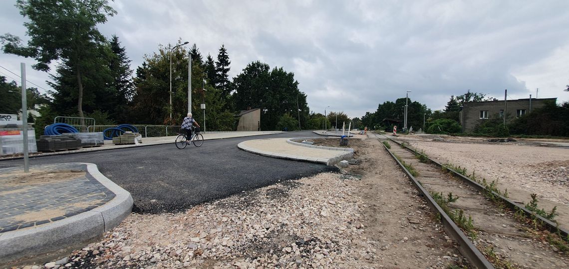 Remont Sienkiewicza. Dlaczego przy Dworcowej wciąż jest tylko pół ronda?