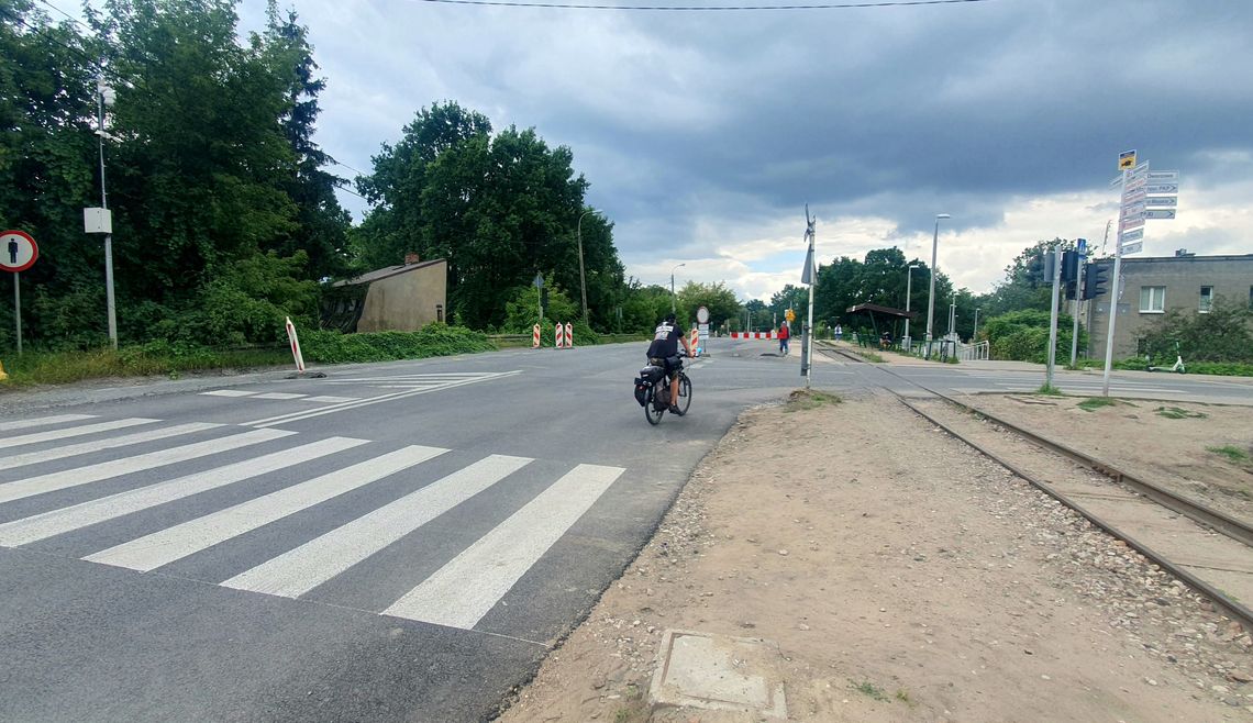 Remont ul. Sienkiewicza nabiera rozpędu. Czas na pierwsze rondo!