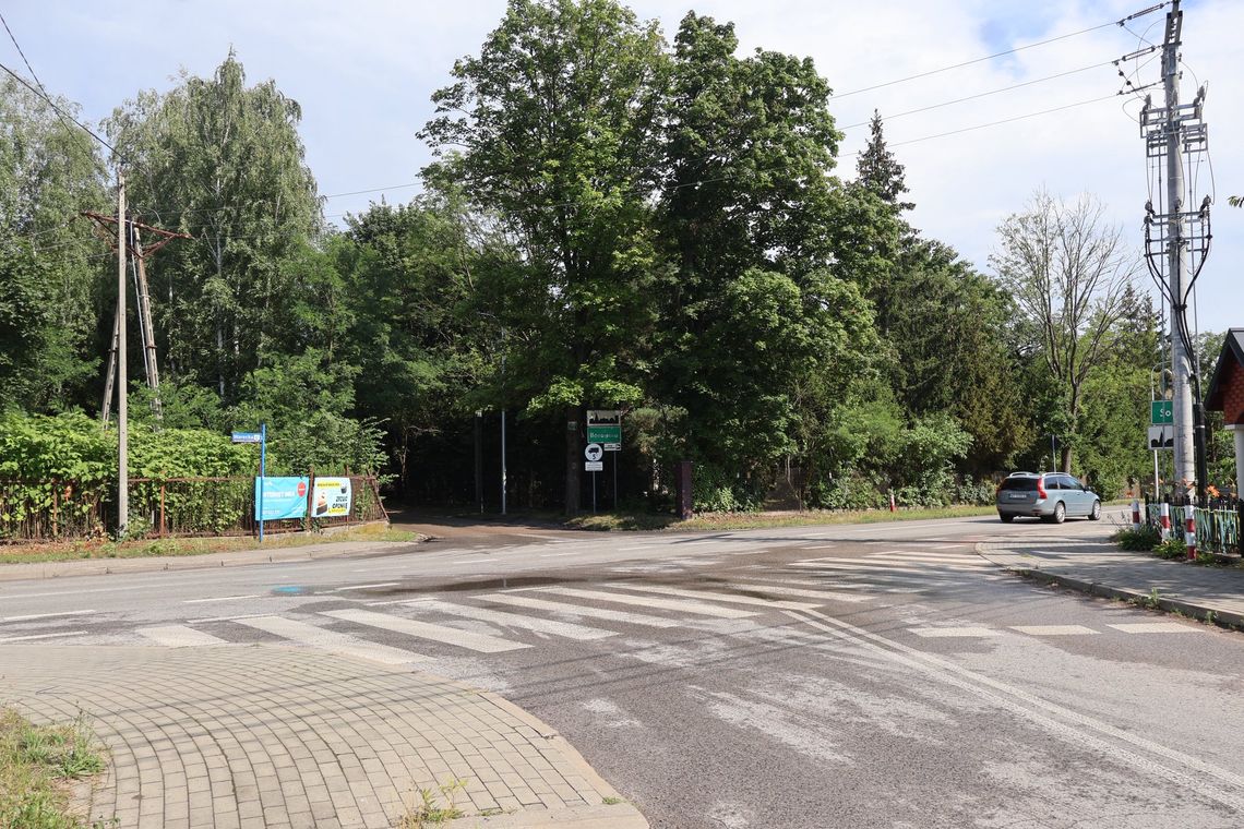 Rusza przebudowa skrzyżowania ul. Wareckiej i Zaleśnej. Powstanie rondo na granicy dwóch gmin