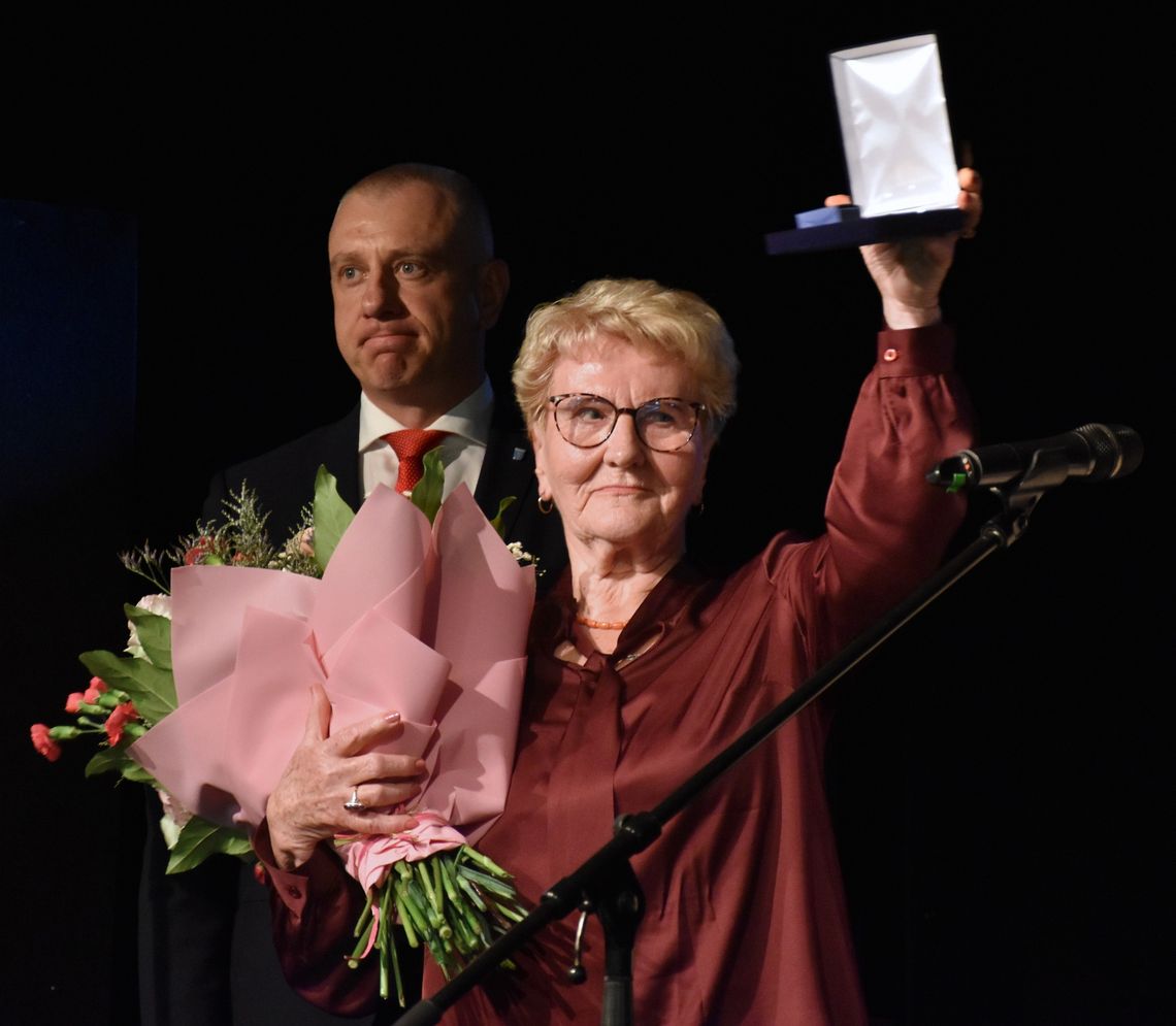 Skromnie o wielkim wyróżnieniu. Genowefa Rutkowska z tytułem Zasłużony dla Góry Kalwarii