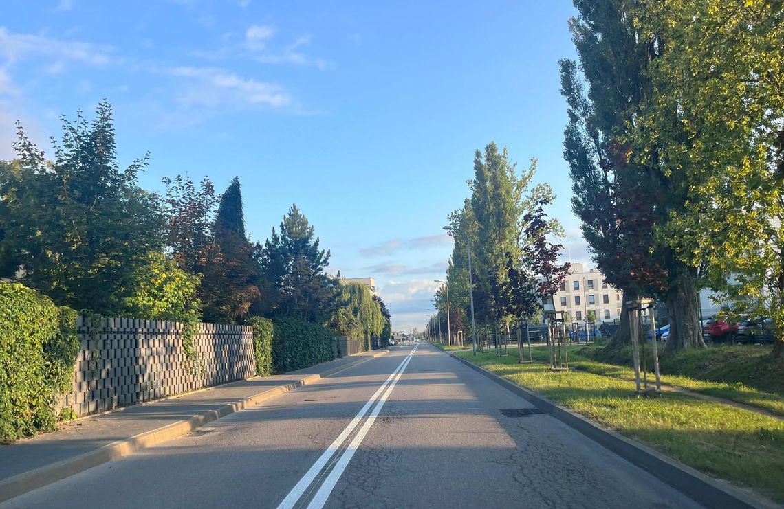 Strefa 30 w Zamieniu. Na Arakowej są opóźnienia Strefa 30 w Zamieniu. Na Arakowej są opóźnienia