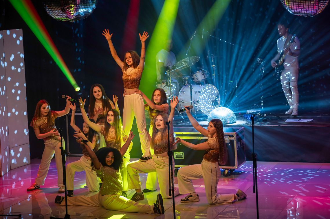 Tarczyńska Akademia Śpiewu i jej prestiżowy musical „ABBA SHOW”