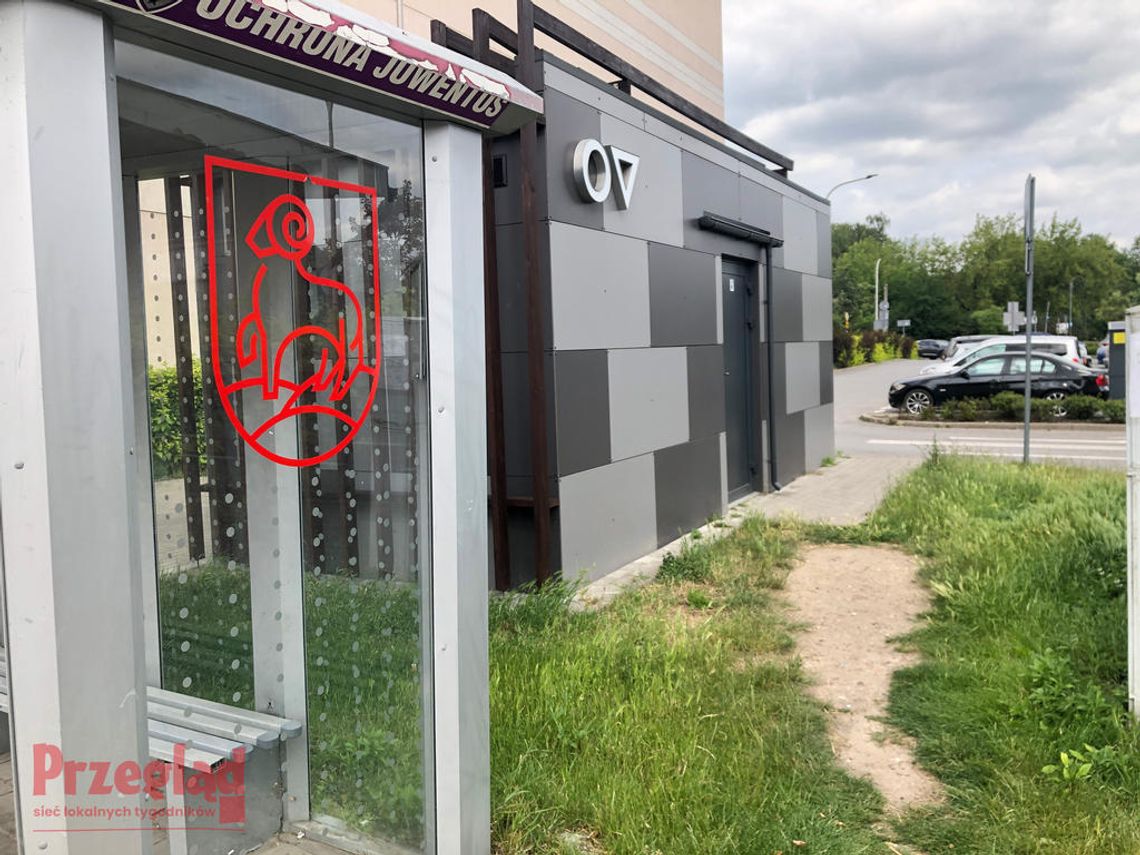 Toaleta na wagę złota – walka kierowców o godne warunki na pętli Zgody