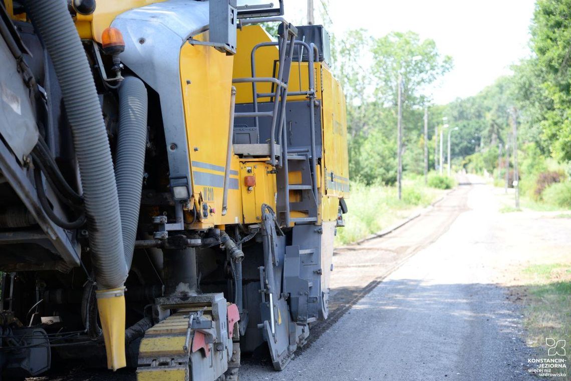 Trwa budowa ul. Grzybowskiej i ul. Żwirowej. Inwestycja za blisko 7,8 mln zł Trwa budowa ul. Grzybowskiej i ul. Żwirowej. Inwestycja za blisko 7,8 mln zł