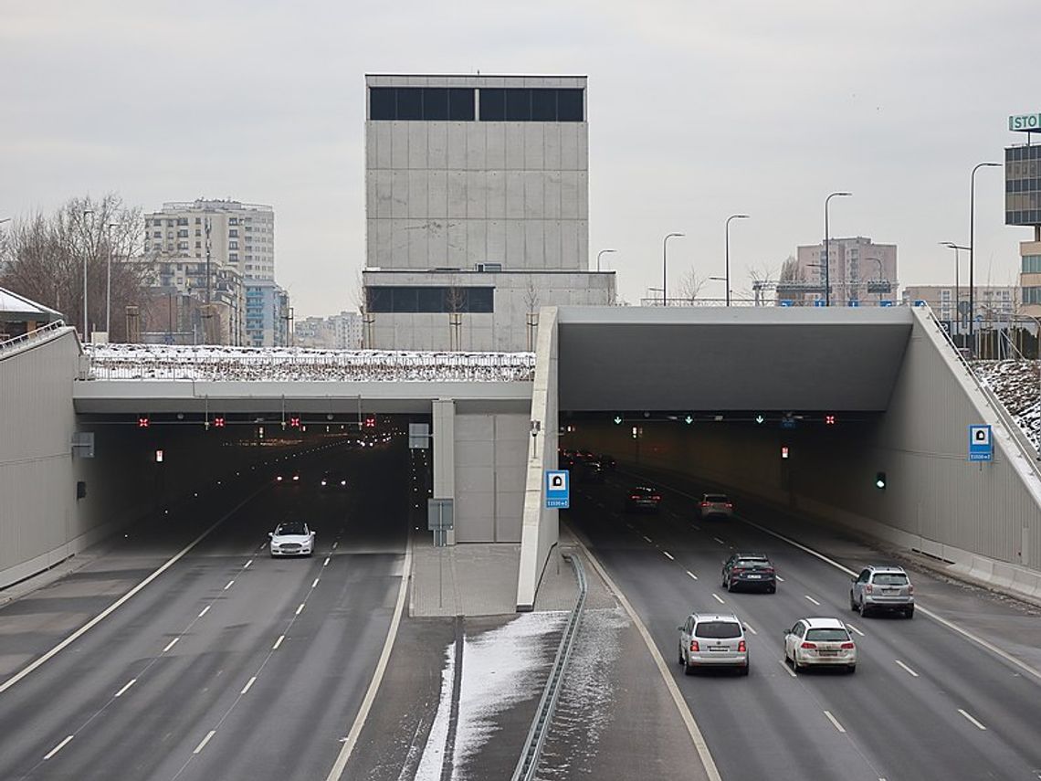 Tunel drogi ekspresowej S2 w Warszawie