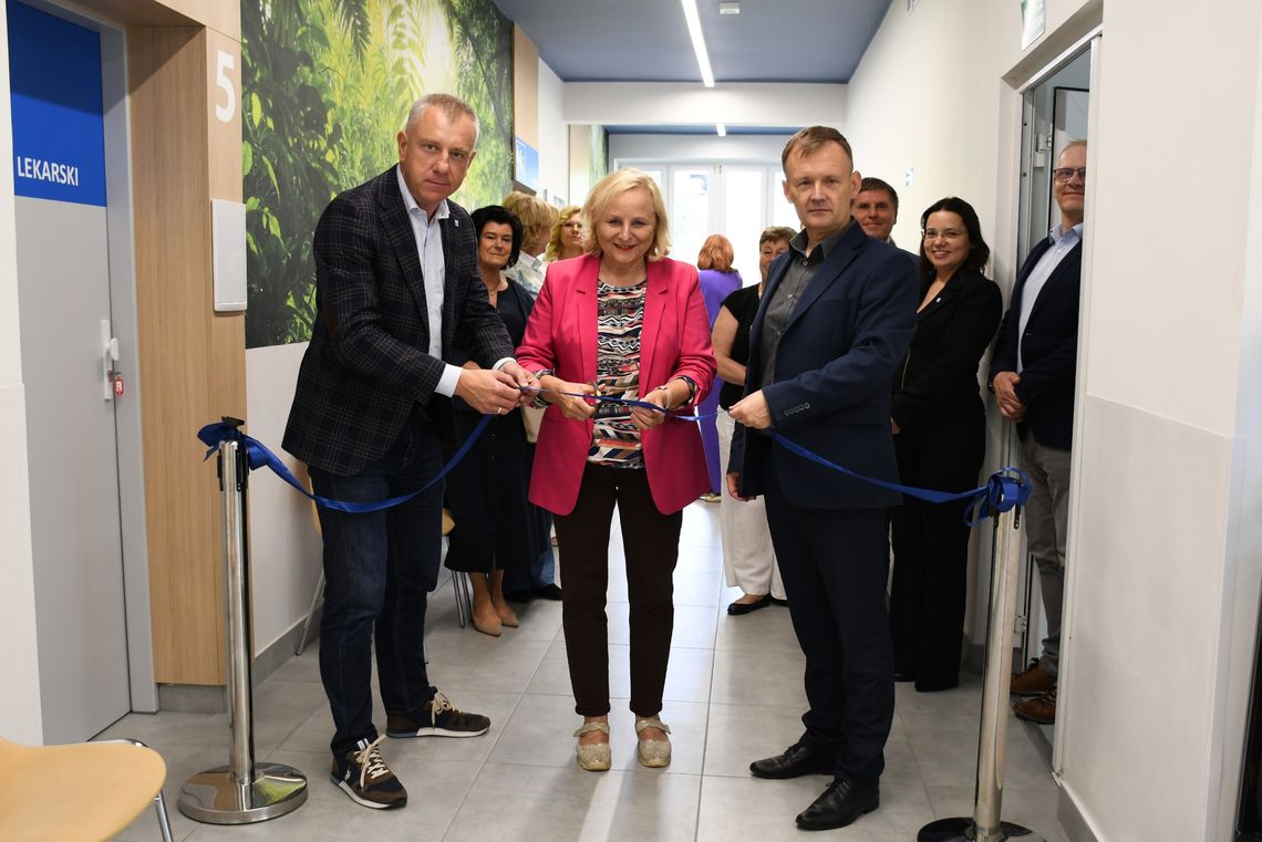 Uroczyste otwarcie wyremontowanej przychodni w Baniosze