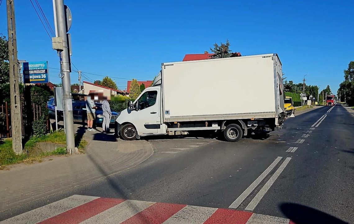 Wypadek w Kątach - kierowca pod wpływem stracił prawo jazdy