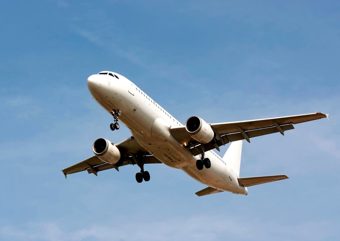 Za głośno przez samoloty? Za głośno przez samoloty?