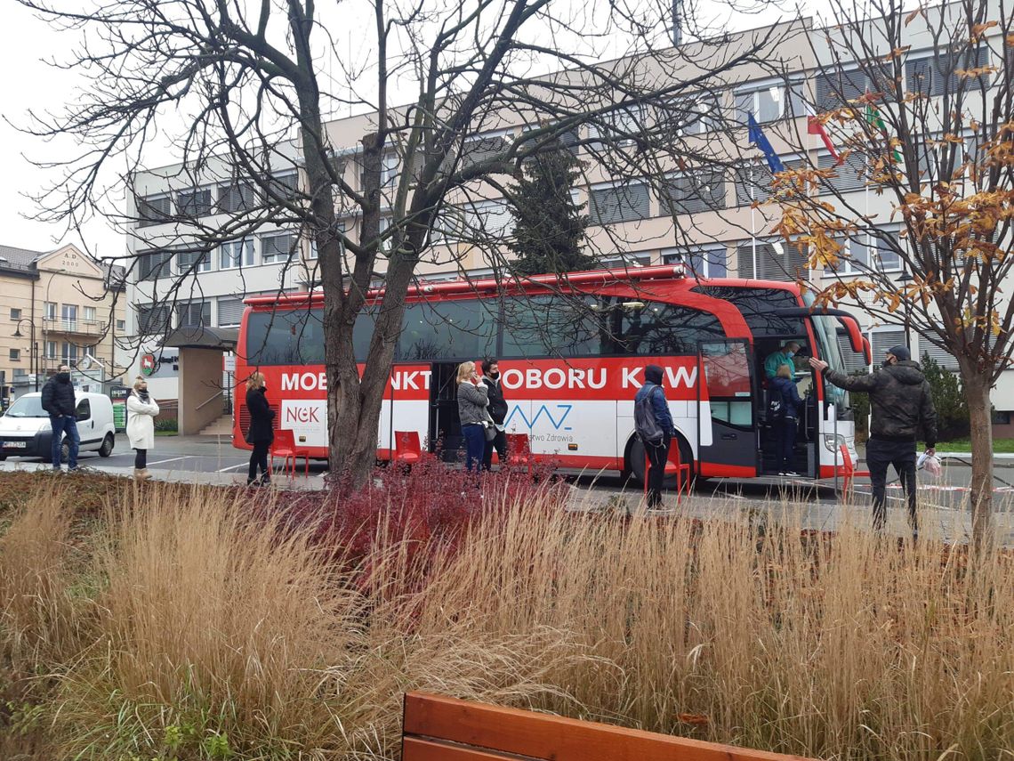 Zbiórki krwi na terenie powiatu. Krwiobus w trasie