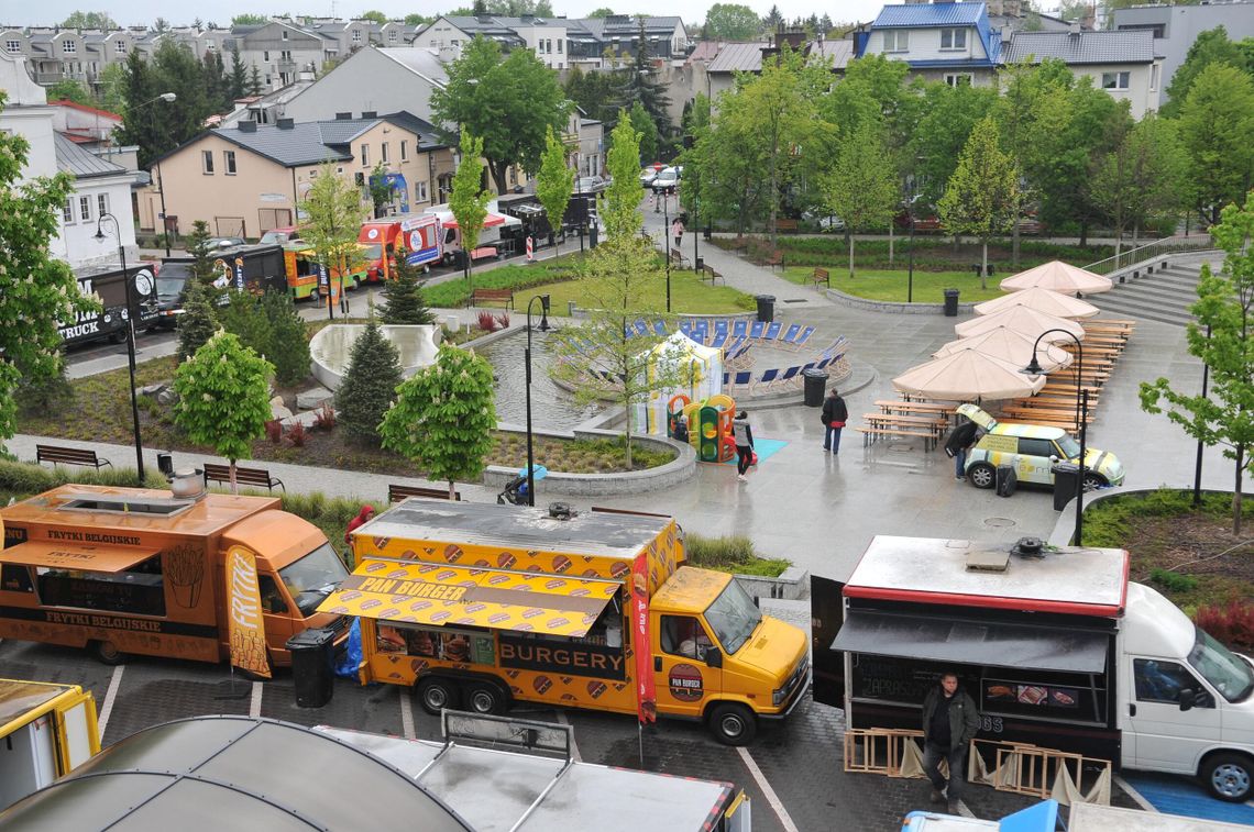 Zlot foodtrucków na pożegnanie lata w Piasecznie