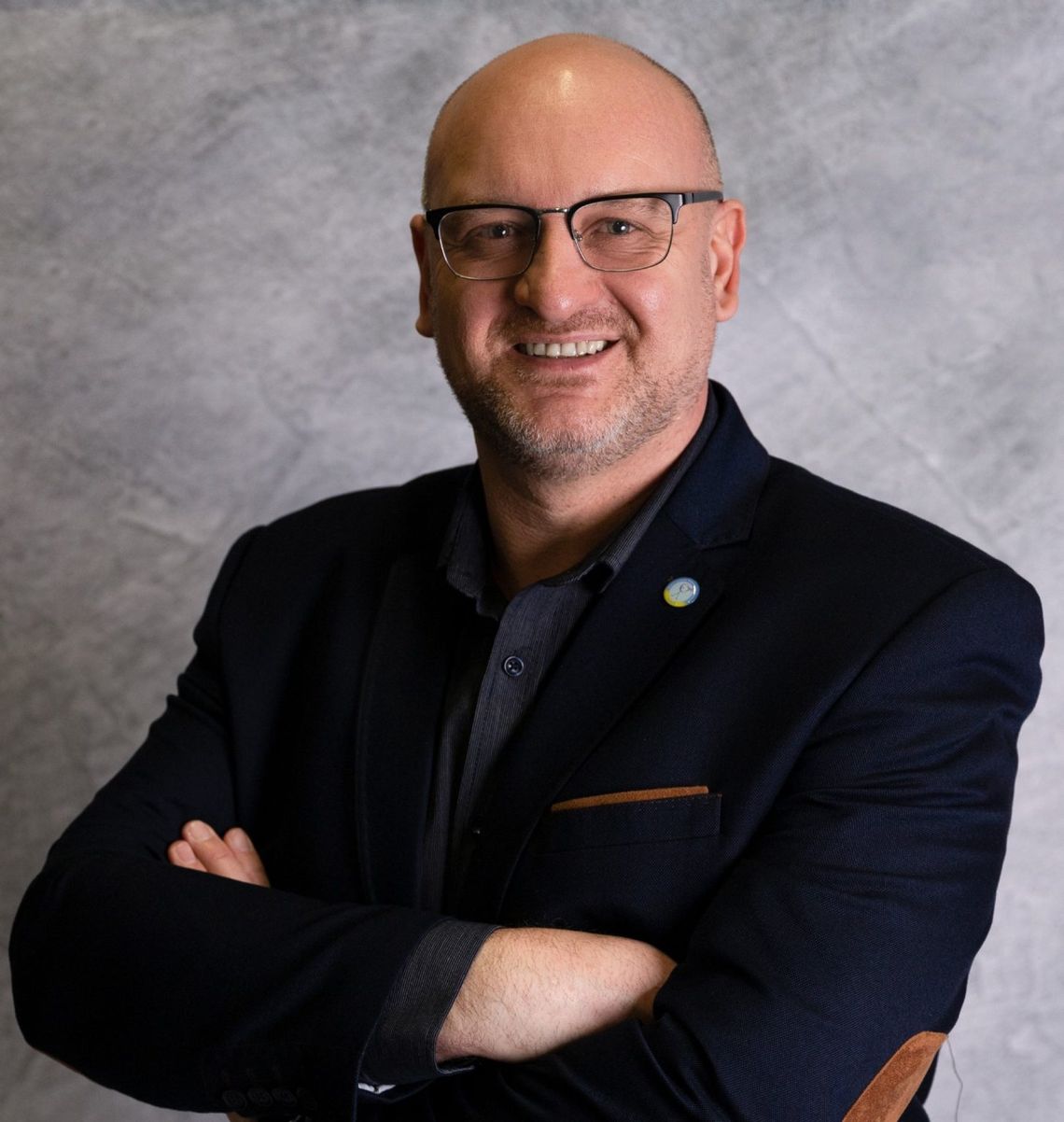 Robert Radoński, dotychczasowy zastępca dyrektora GOSiR Piaseczno, przejął obowiązki dyrektora placówki po Łukaszu Kamińskim, który został I zastępcą burmistrza Piaseczna