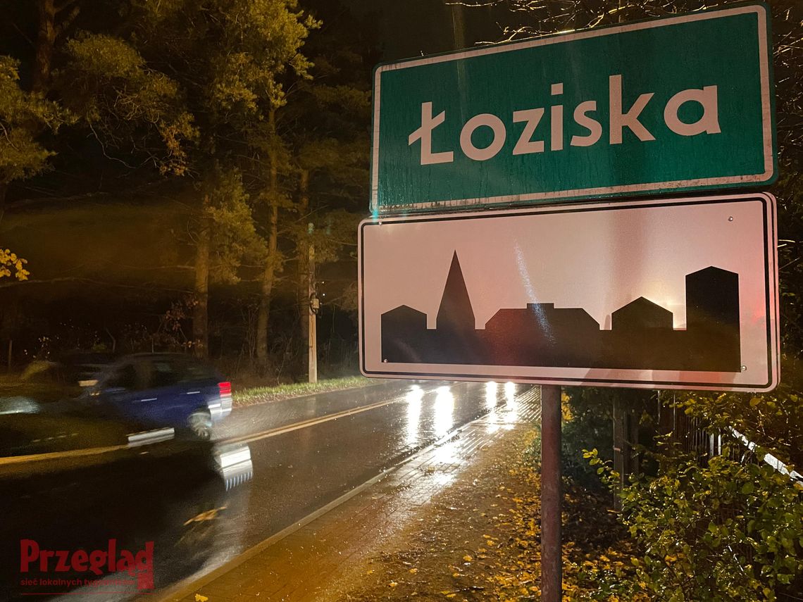 „Żyjemy przy małej autostradzie” - mieszkańcy Łozisk walczą o bezpieczeństwo na ul. Leśnej „Żyjemy przy małej autostradzie” - mieszkańcy Łozisk walczą o bezpieczeństwo na ul. Leśnej