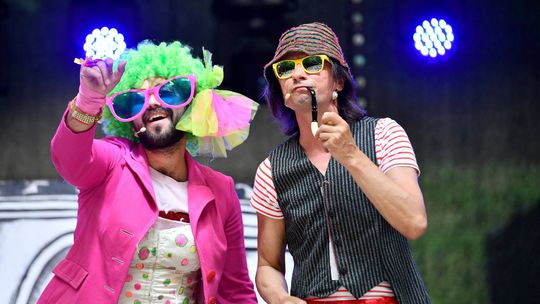 BAJKI NA SKWERZE - TEATR 4 MIASTO. KABARET SZACHRAJKI