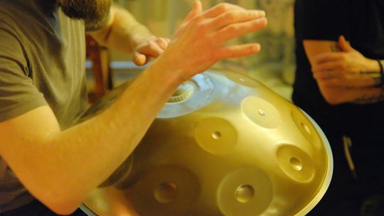 Handpanowe otulenie - koncert relaksacyjny