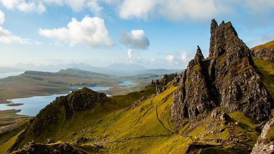 KLUB PODRÓŻNIKA - PRZESTRZEŃ, OWCE I POGODA W KRATĘ