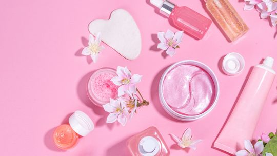 ODKRYJ SWOJE PIĘKNO NA NOWO. WARSZTATY ŚWIADOMEJ PIELĘGNACJI DLA KOBIET ODKRYJ SWOJE PIĘKNO NA NOWO. WARSZTATY ŚWIADOMEJ PIELĘGNACJI DLA KOBIET