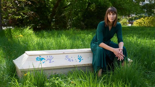 “ŻAŁOBA TO DRUGA STRONA MIŁOŚCI” - Spotkanie z Anją Franczak z Instytutu Dobrej Śmierci