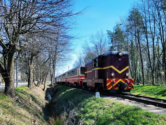 Weekendowe wycieczki Koleją Wąskotorową