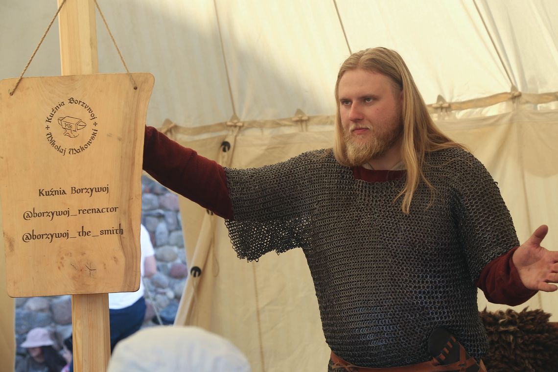 Historia Viva - VIVA MAGNUS - XI-XII WIEK Historia Viva - VIVA MAGNUS - XI-XII WIEK