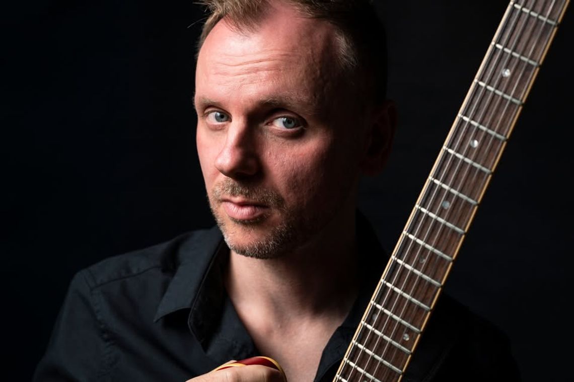 JAZZ SESSION Z GWIAZDĄ. RAFAŁ SARNECKI