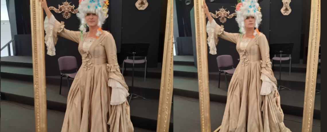 KSIĘŻNICZKA MUZALINDA. POETA I JEGO MUZA