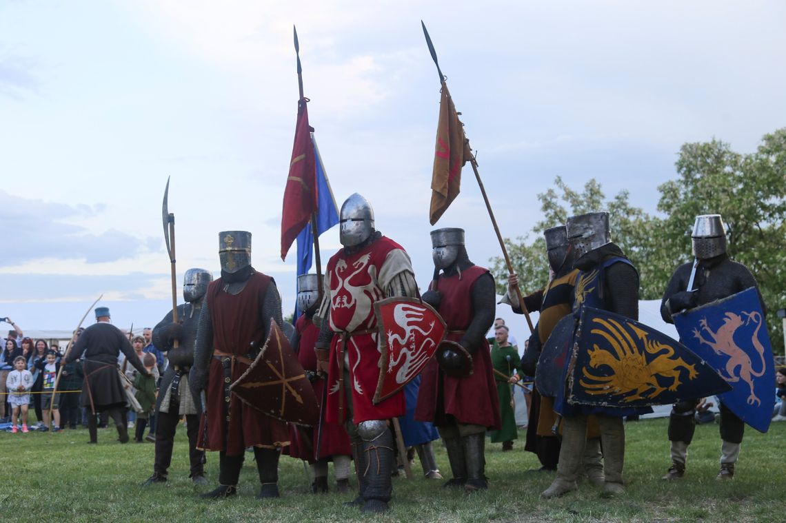 XIV Turnieju Rycerskiego na Zamku w Czersku XIV Turnieju Rycerskiego na Zamku w Czersku
