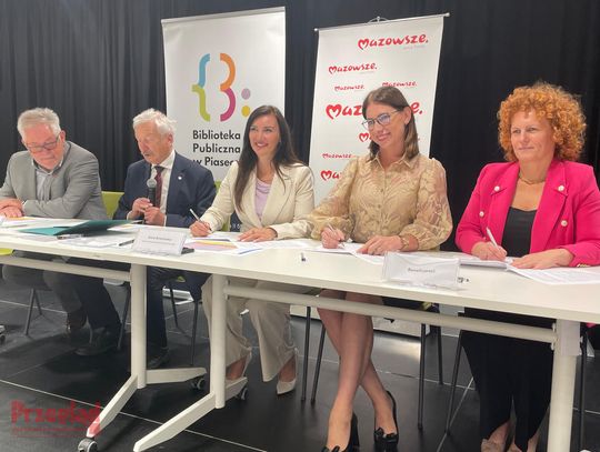 Podpisano umowy z beneficjentami programów wsparcia Mazowsza i Funduszy Europejskich - 6.jpg