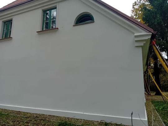 Budynek z 1820 roku, poddawany obecnie gruntownej modernizacji, ma odzyskać dawny blask. Budynek z 1820 roku, poddawany obecnie gruntownej modernizacji, ma odzyskać dawny blask.